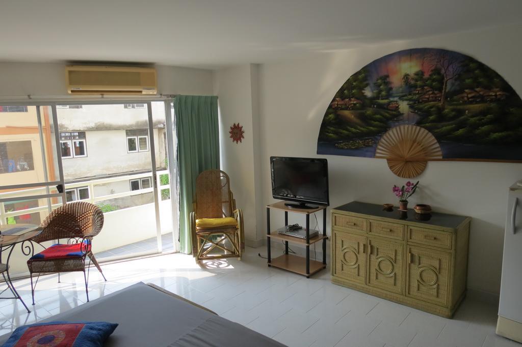View Talay 1B Studio Pattaya Room photo
